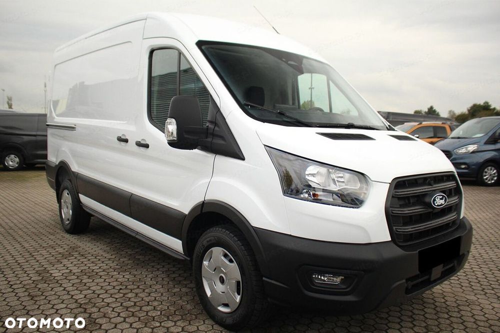 Ford Transit 350 L2H2 Trend 2.0 130KM - 3