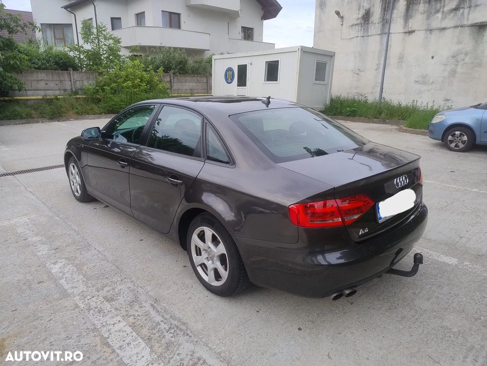 Audi A4 2.0 TDI B8 - 7
