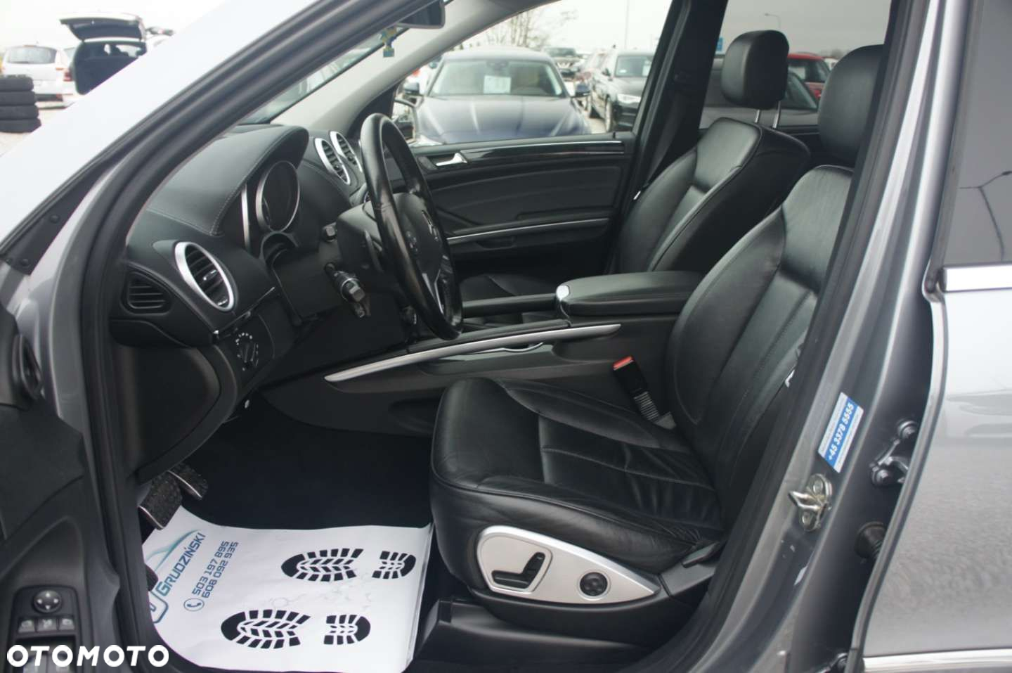 Mercedes-Benz GL - 10