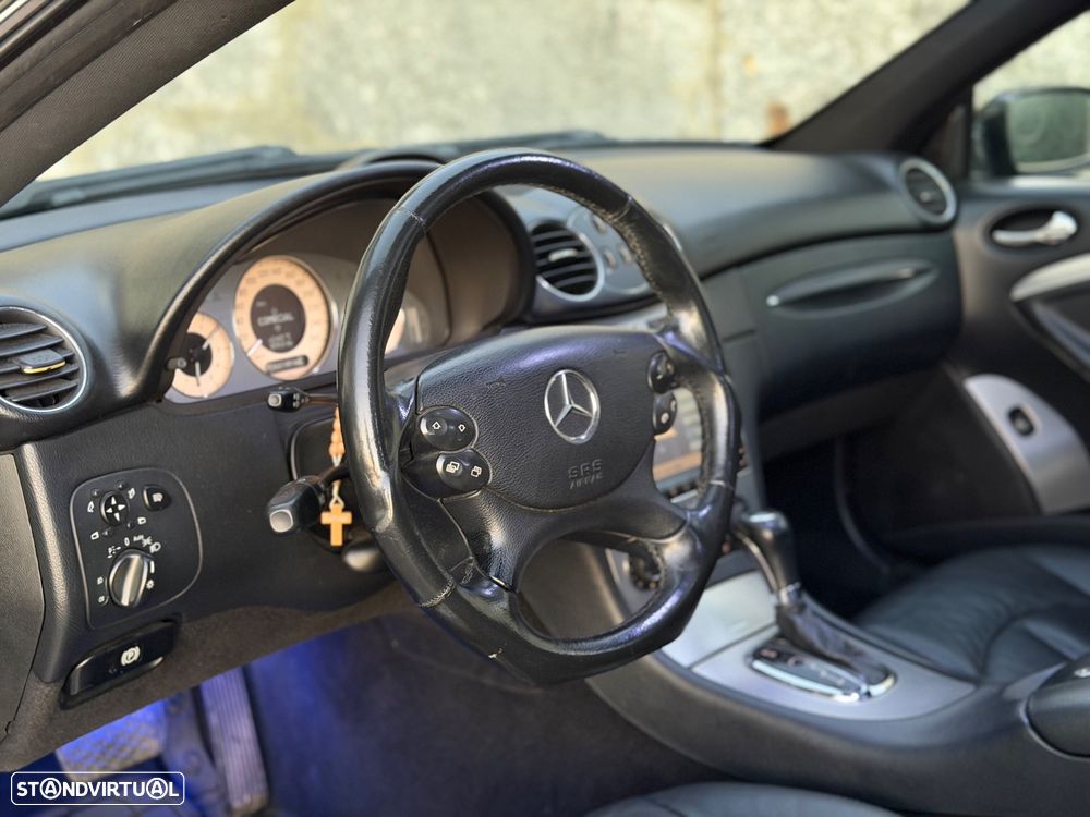 Mercedes-Benz CLK 220 CDi Avantgarde Aut. - 8