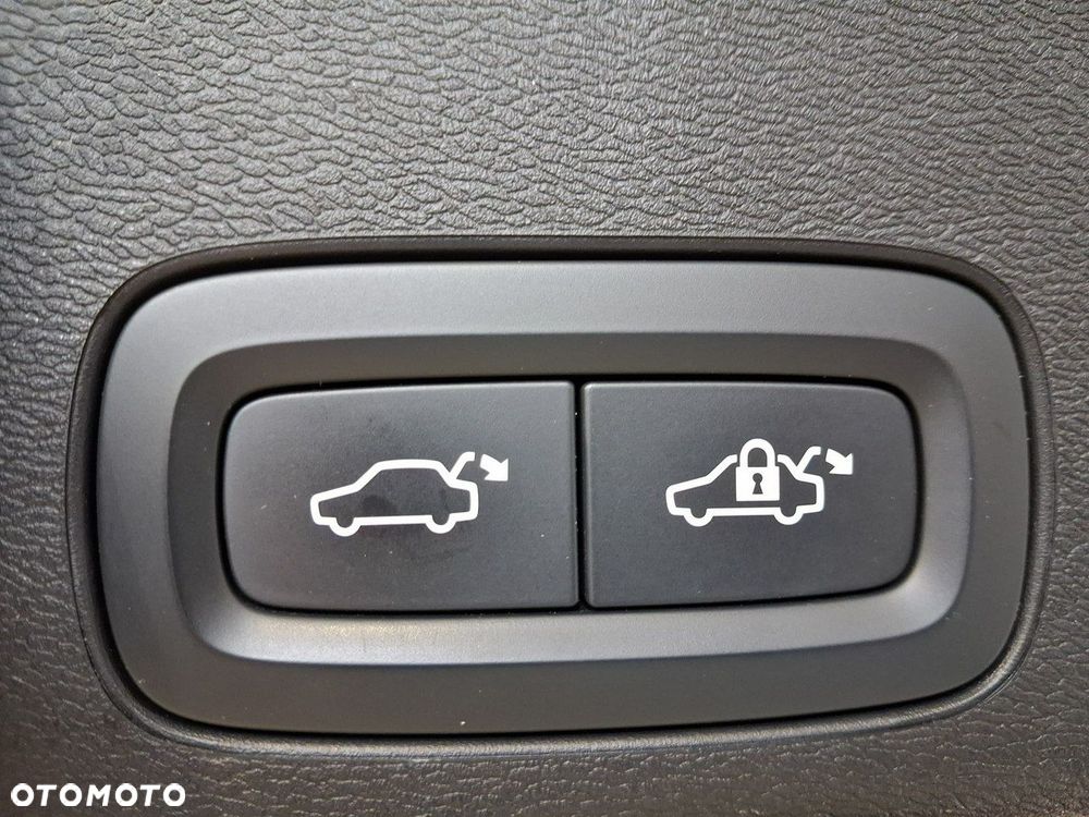 Volvo XC 60 - 18