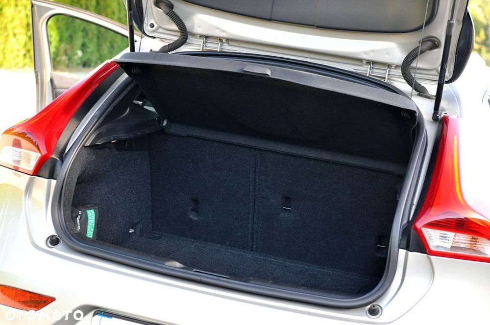 Volvo V40 D3 Drive-E Inscription - 34