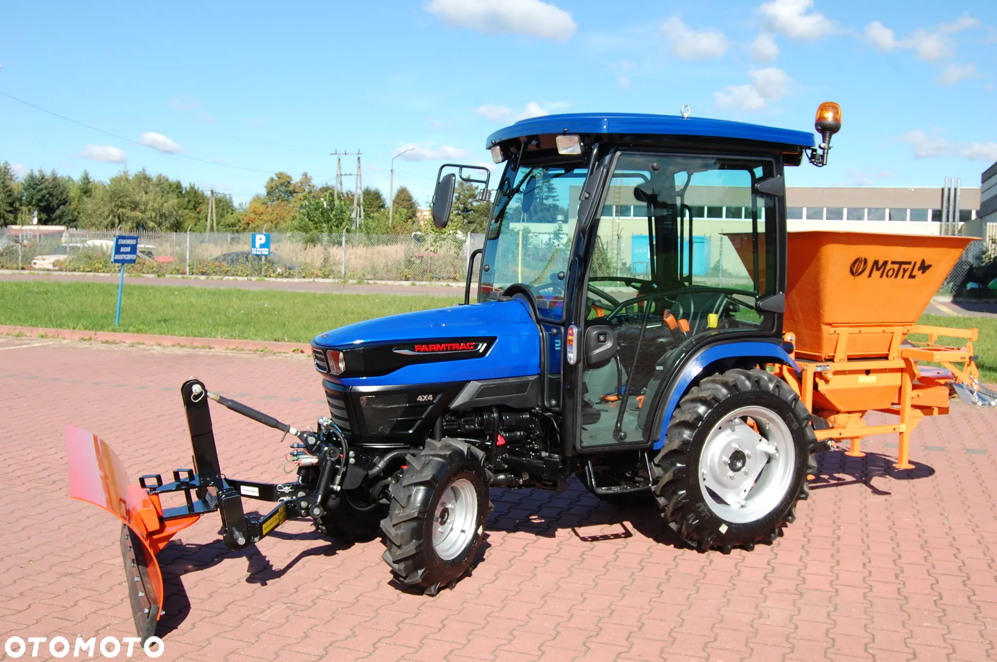 Farmtrac 26 4WD - 35