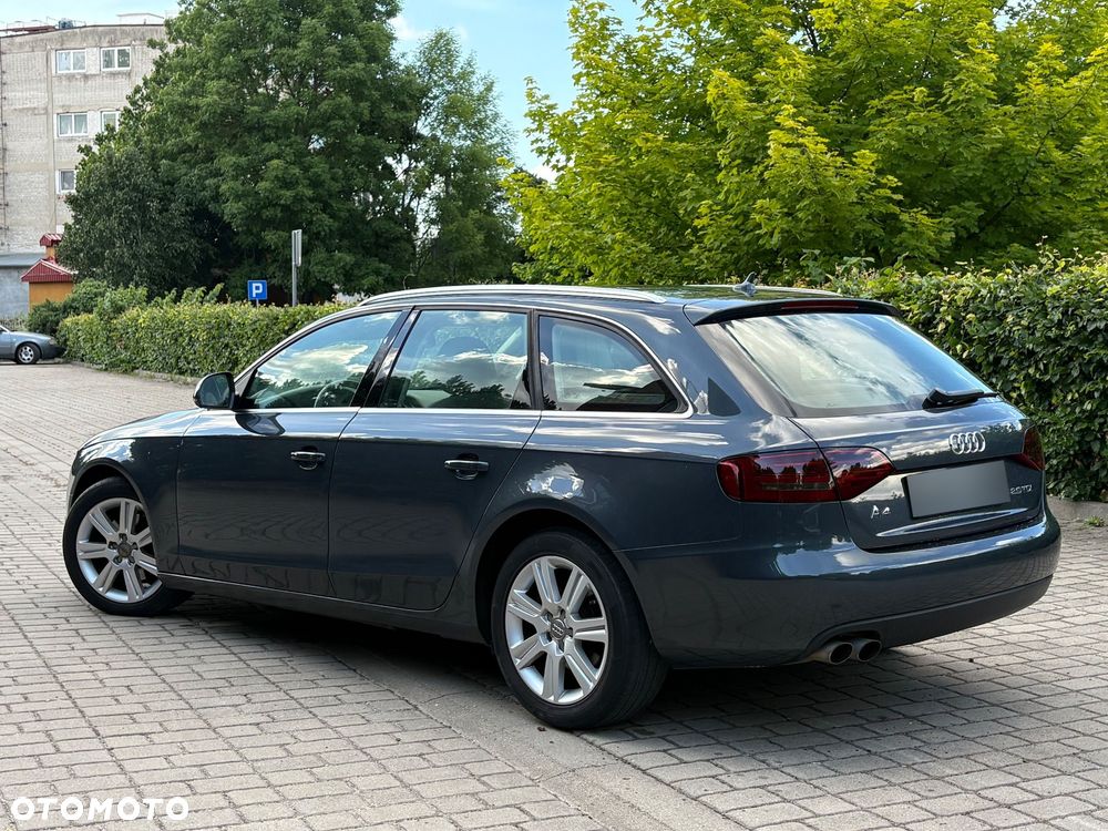 Audi A4 Avant 2.0 TDI - 13