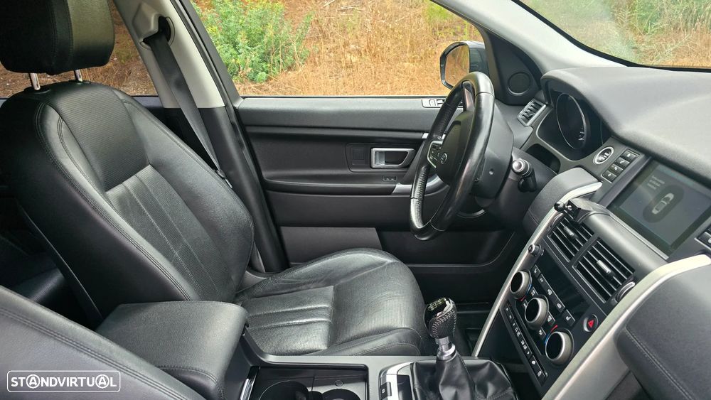 Land Rover Discovery Sport TD4 HSE - 14