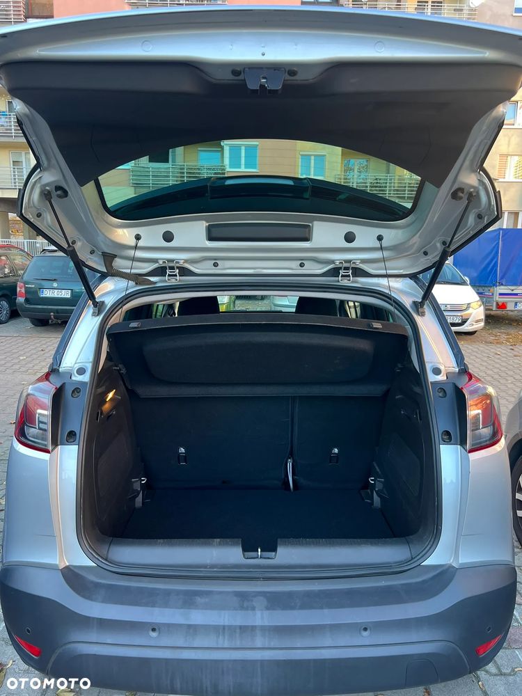 Opel Crossland X - 13