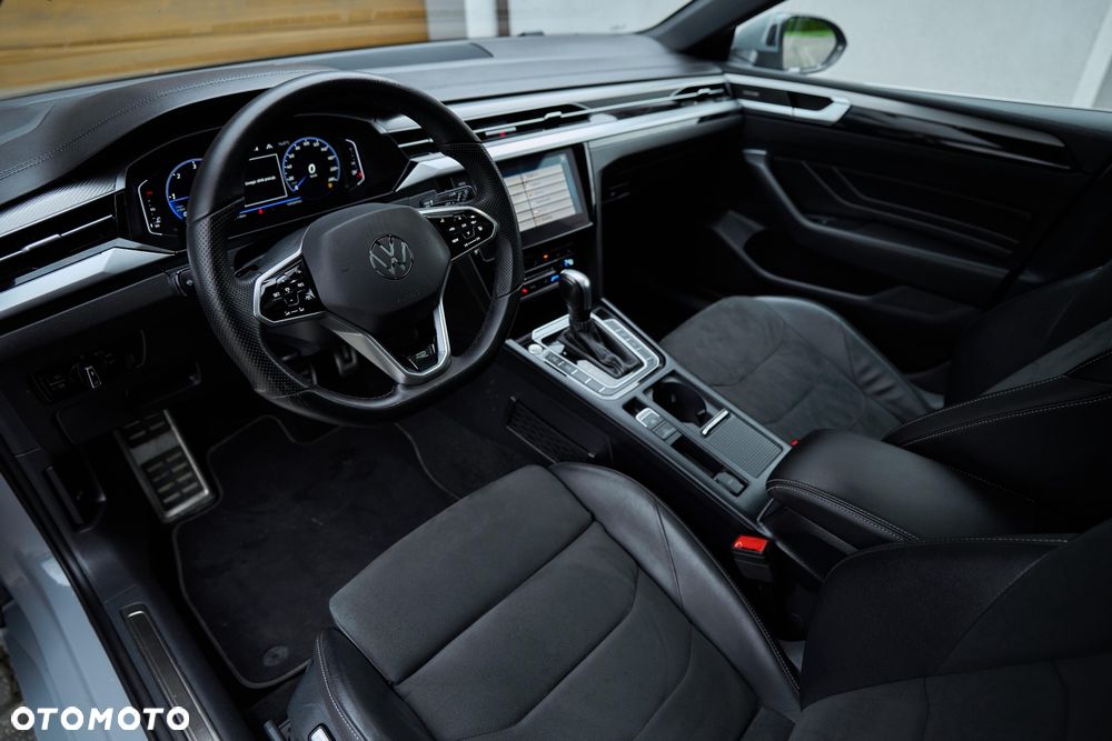 Volkswagen Arteon 2.0 TDI SCR R-Line DSG - 22