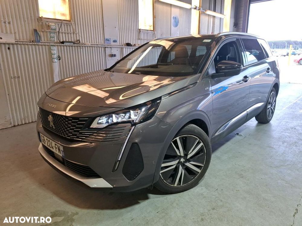 PEUGEOT 5008 2021