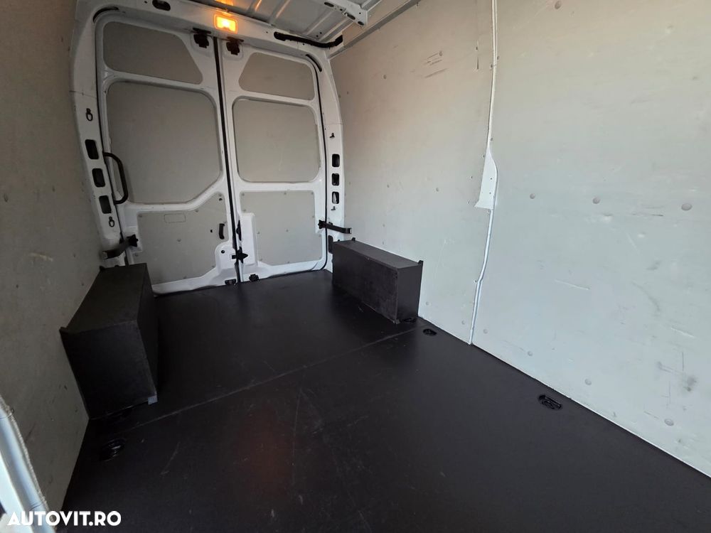 Renault New Master L2H2 - 17