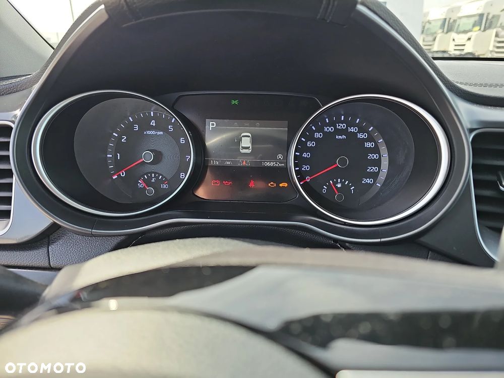 Kia Ceed 1.5 T-GDI M DCT - 15