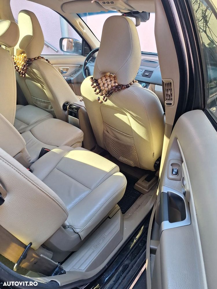 Volvo XC 90 D5 AWD Geartronic Momentum - 14