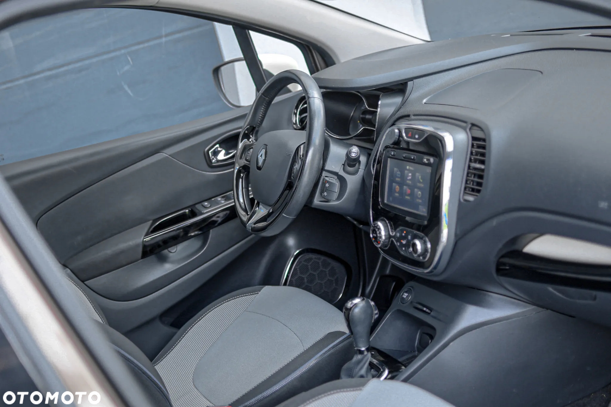 Renault Captur 1.2 TCe Intens EDC - 9