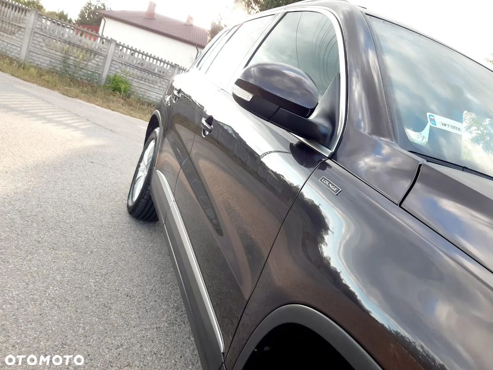 Volkswagen Tiguan 2.0 TDI SCR 4MOTION BlueMotion Technology Lounge Track & Style - 14