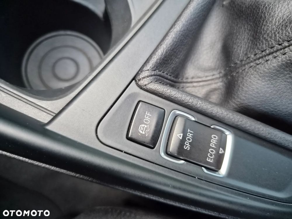 BMW Seria 1 116i Sport Line - 20