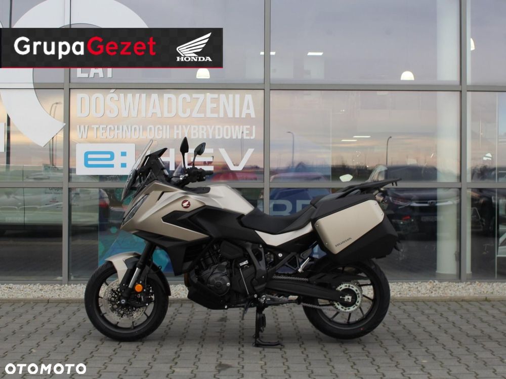 Honda NT - 2