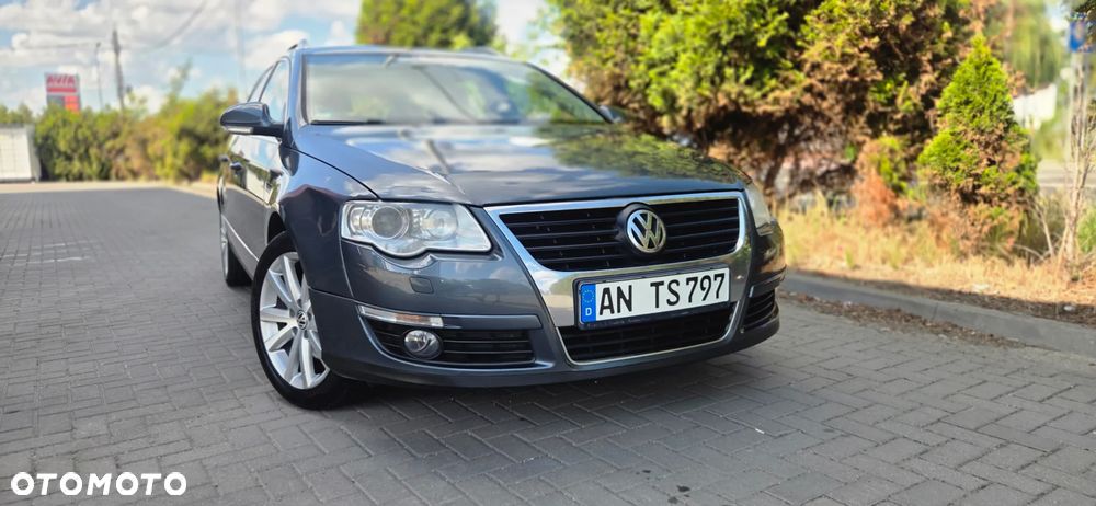 Volkswagen Passat 2.0 TDI Highline - 23