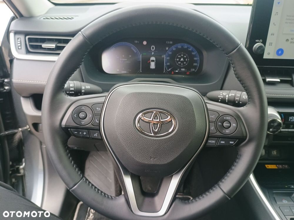 Toyota RAV4 - 18