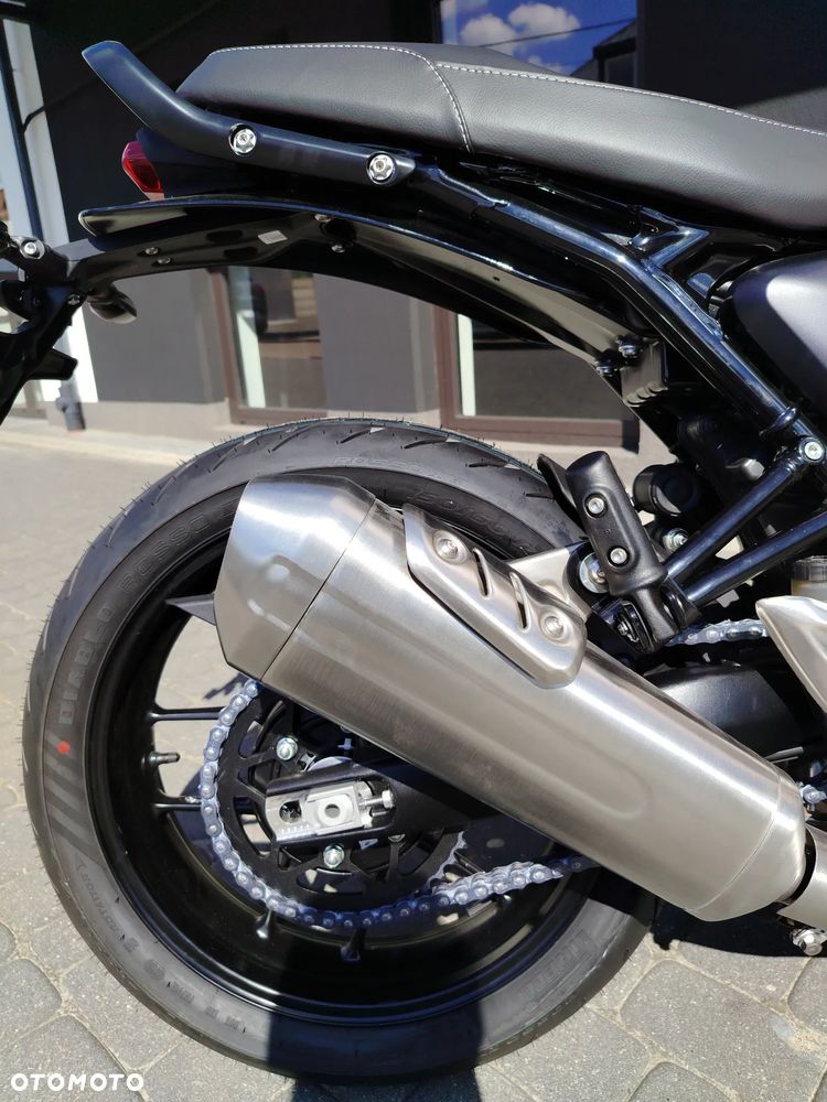Triumph Thruxton - 8