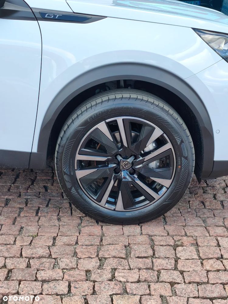 Peugeot 2008 PureTech mHEV GT Exclusive e-DCS6 - 16