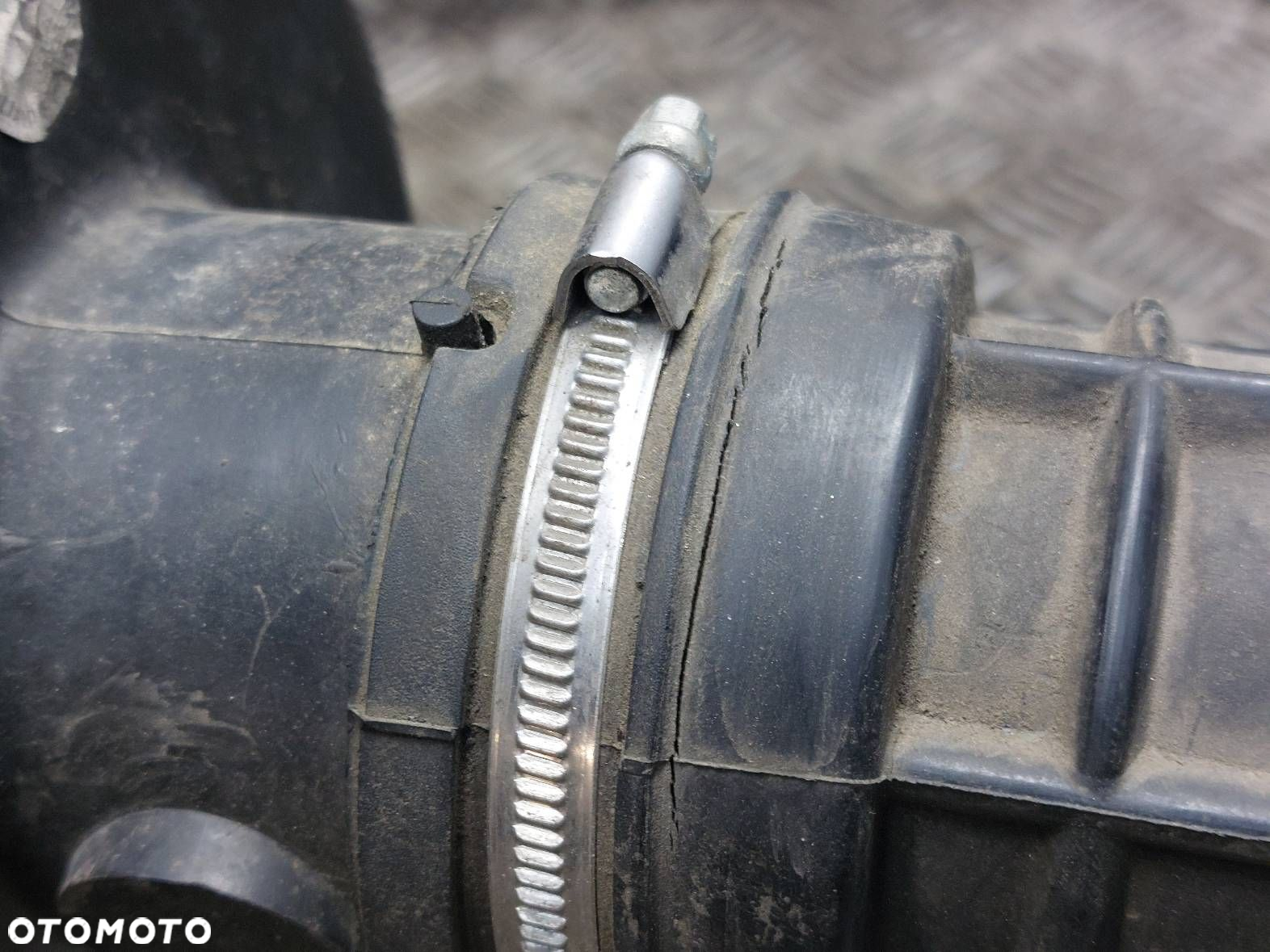 OBUDOWA FILTRA POWIETRZA + RURA DOLOT FIAT DUCATO II 1.9 D 1302986080 - 6
