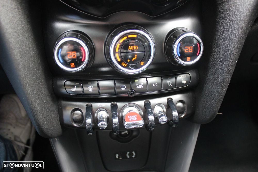 MINI 3 Portas Cooper D - 10