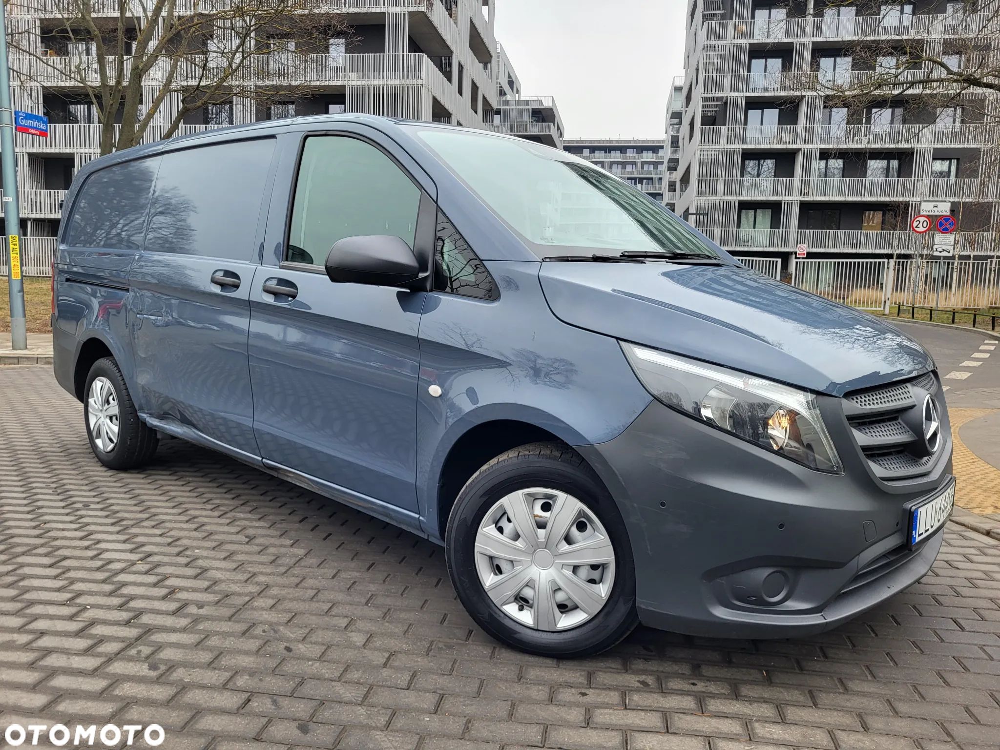 Mercedes-Benz VITO - 1