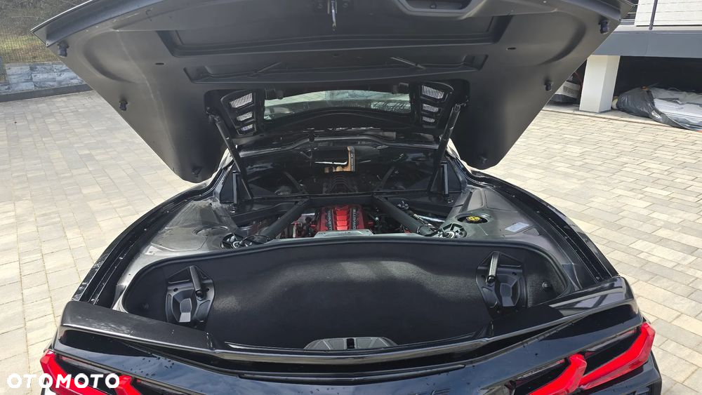Chevrolet Corvette Stingray 2LT 6.2 V8 Automatik - 10