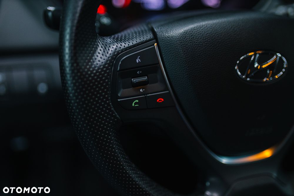 Hyundai i20 1.2 Fresh - 26