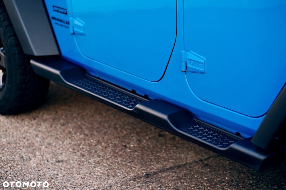 Jeep Wrangler 3.6 Unlim X - 22