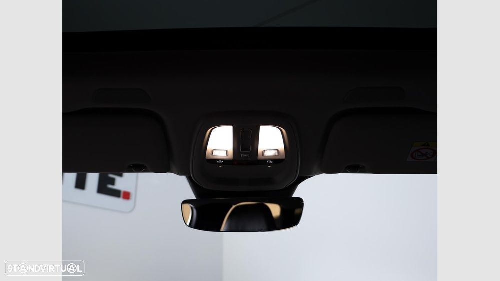 Volvo XC 60 2.0 T6 PHEV Plus Dark AWD - 15