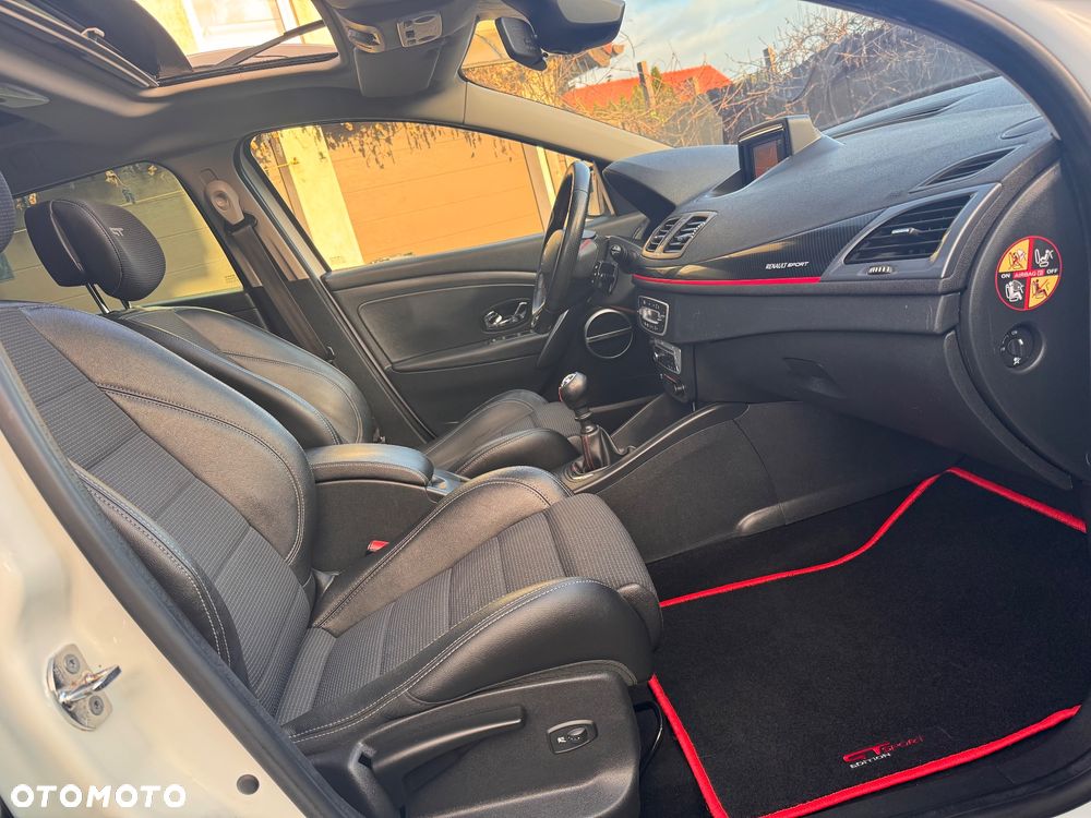 Renault Megane dCi 160 FAP GT - 28
