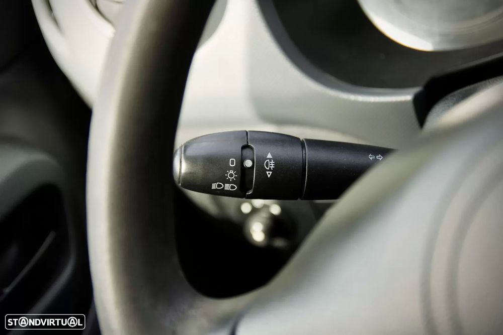 Citroën berlingo 1.6 hdi 3 lugares - 10