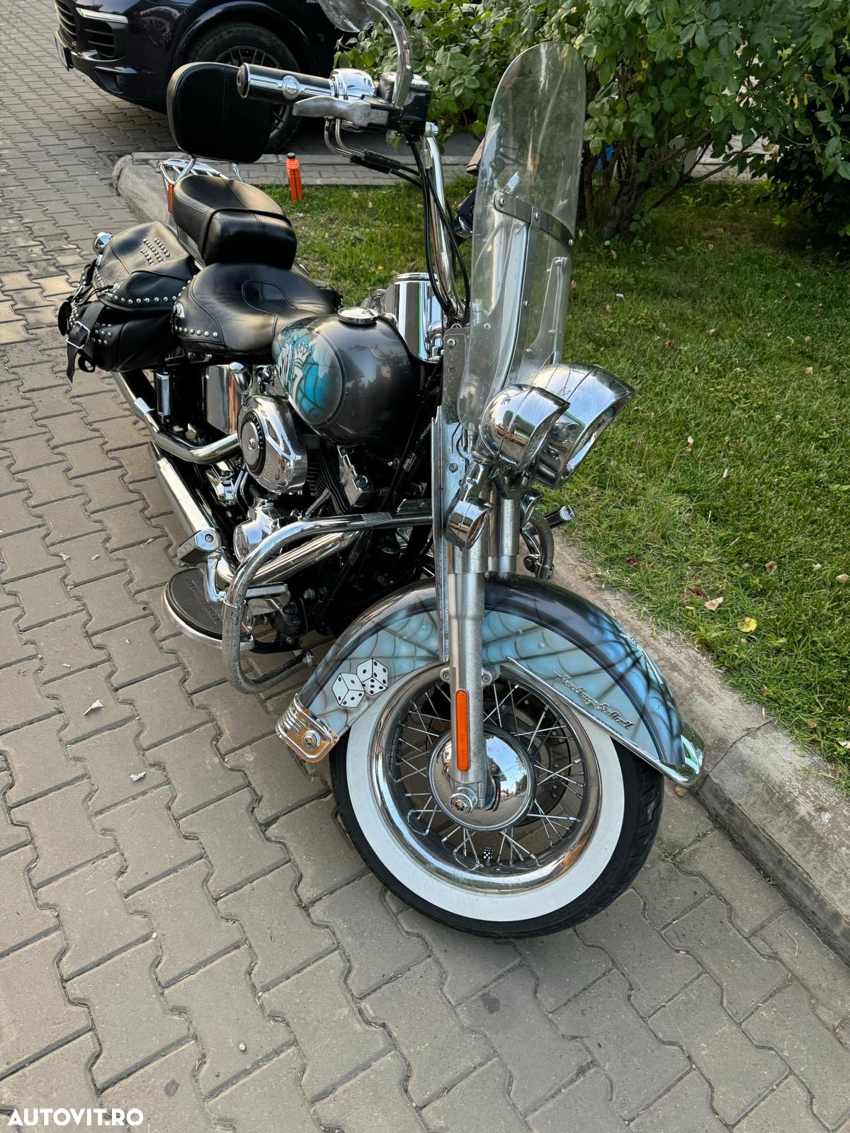 Harley-Davidson Softail Heritage Classic - 2