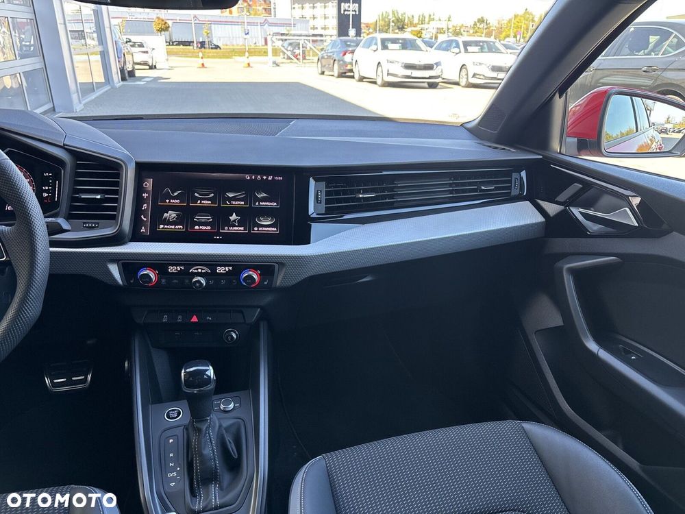 Audi A1 Sportback 30 TFSI Advanced S-tronic - 18