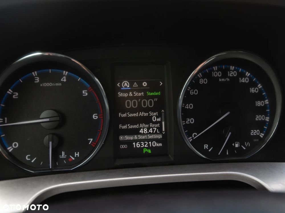 Toyota RAV4 2.0 D-4D 4x2 Start-Stop Executive - 32