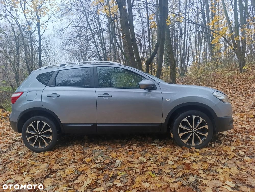 Nissan Qashqai 2.0 dCi 4 x 4 DPF tekna - 6