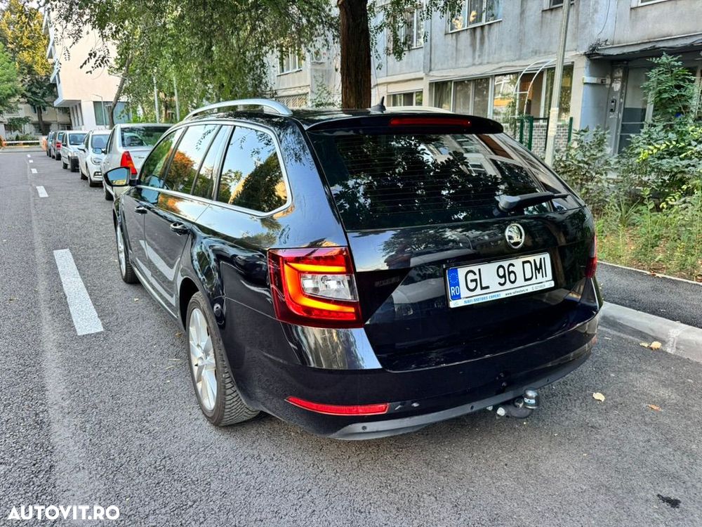 Skoda Octavia 1.6 TDI DSG Style - 2