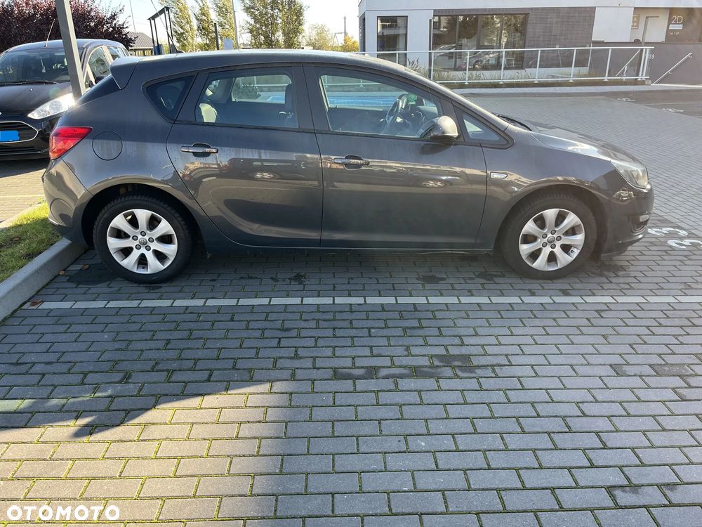 Opel Astra - 3