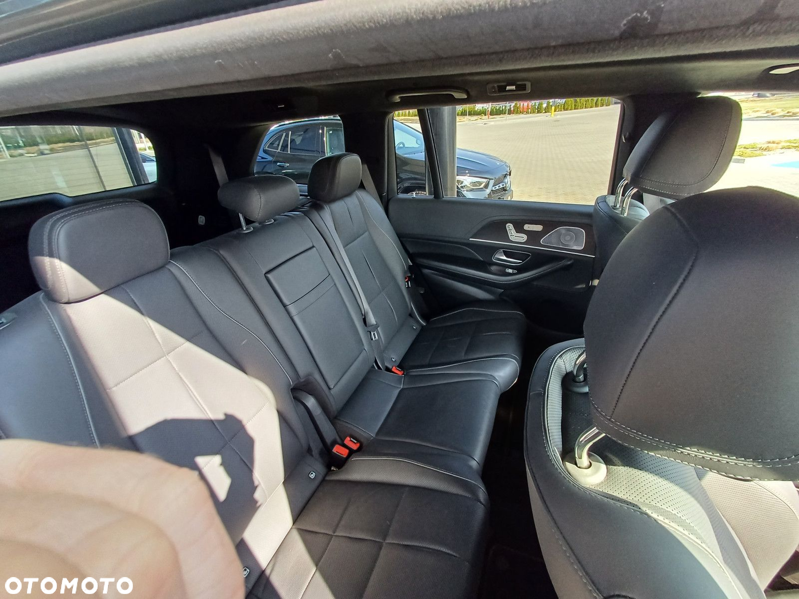 Mercedes-Benz GLS 400 d 4-Matic - 13