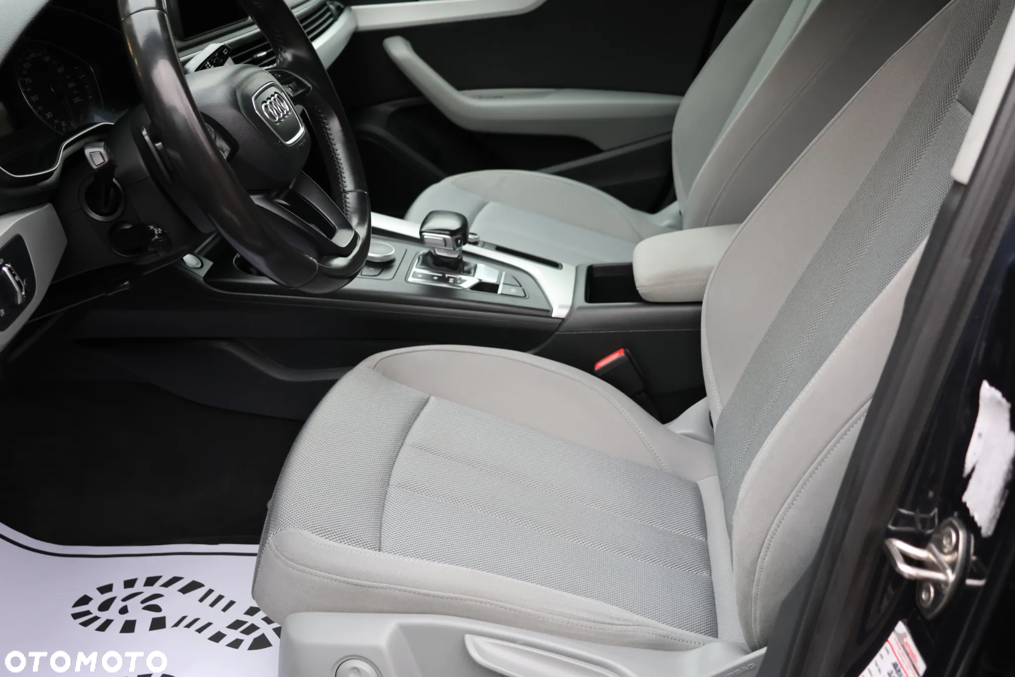 Audi A4 Avant 2.0 TDI ultra S tronic - 13