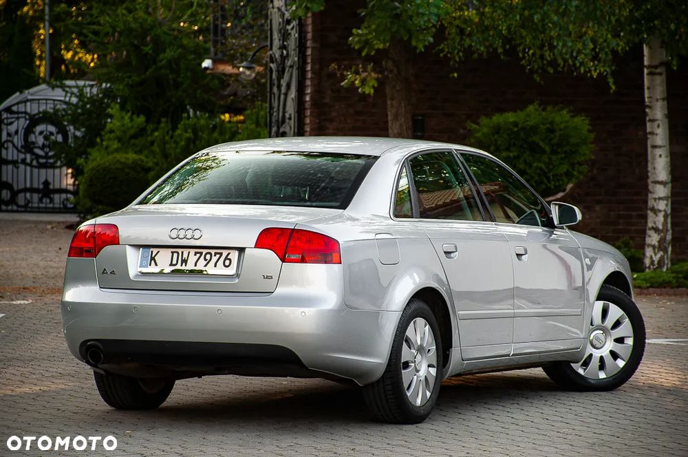 Audi A4 Limousine 1.6 - 20