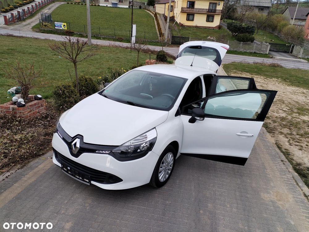 Renault Clio - 37