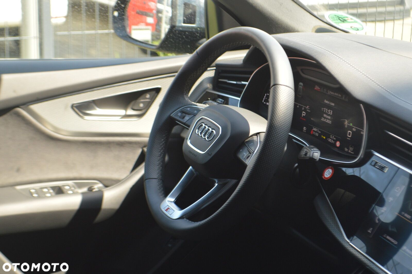 Audi SQ8 - 34