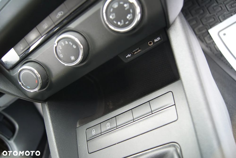 Skoda Octavia 1.2 TSI Family Plus - 28