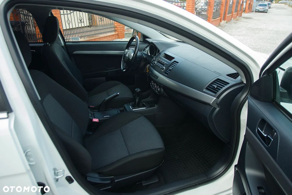 Mitsubishi Lancer 1.8 Clear Tec Intense - 26