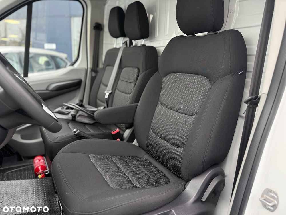Maxus e-deliver-9 - 5