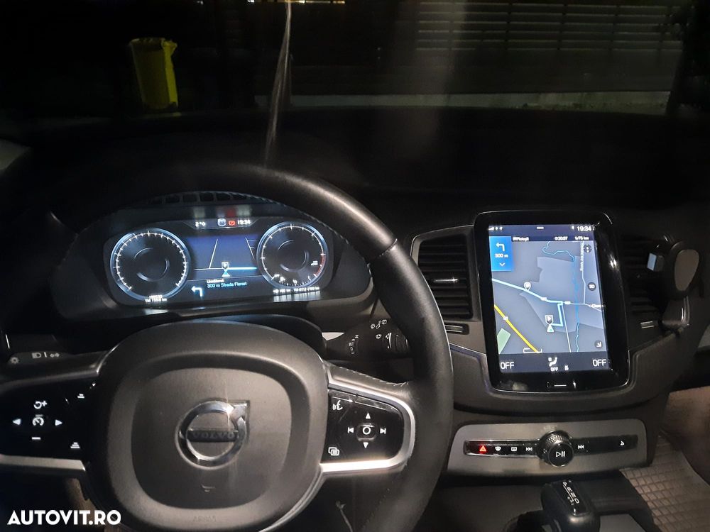 Volvo XC 90 D5 AWD Momentum - 18