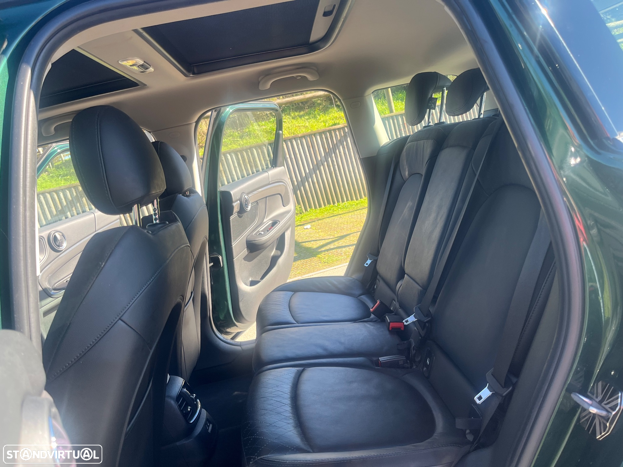 MINI Countryman Cooper SE ALL4 Auto - 17