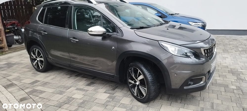 Peugeot 2008 - 4
