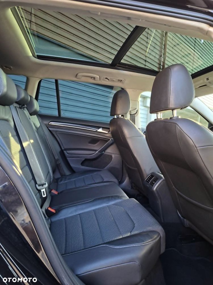 Volkswagen Golf 2.0 BlueTDI DSG Highline - 11